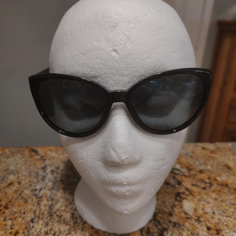 Cole Haan Sunglasses Womens Black Grey Cat Eye CH7044 003 Fashion UV 140mm